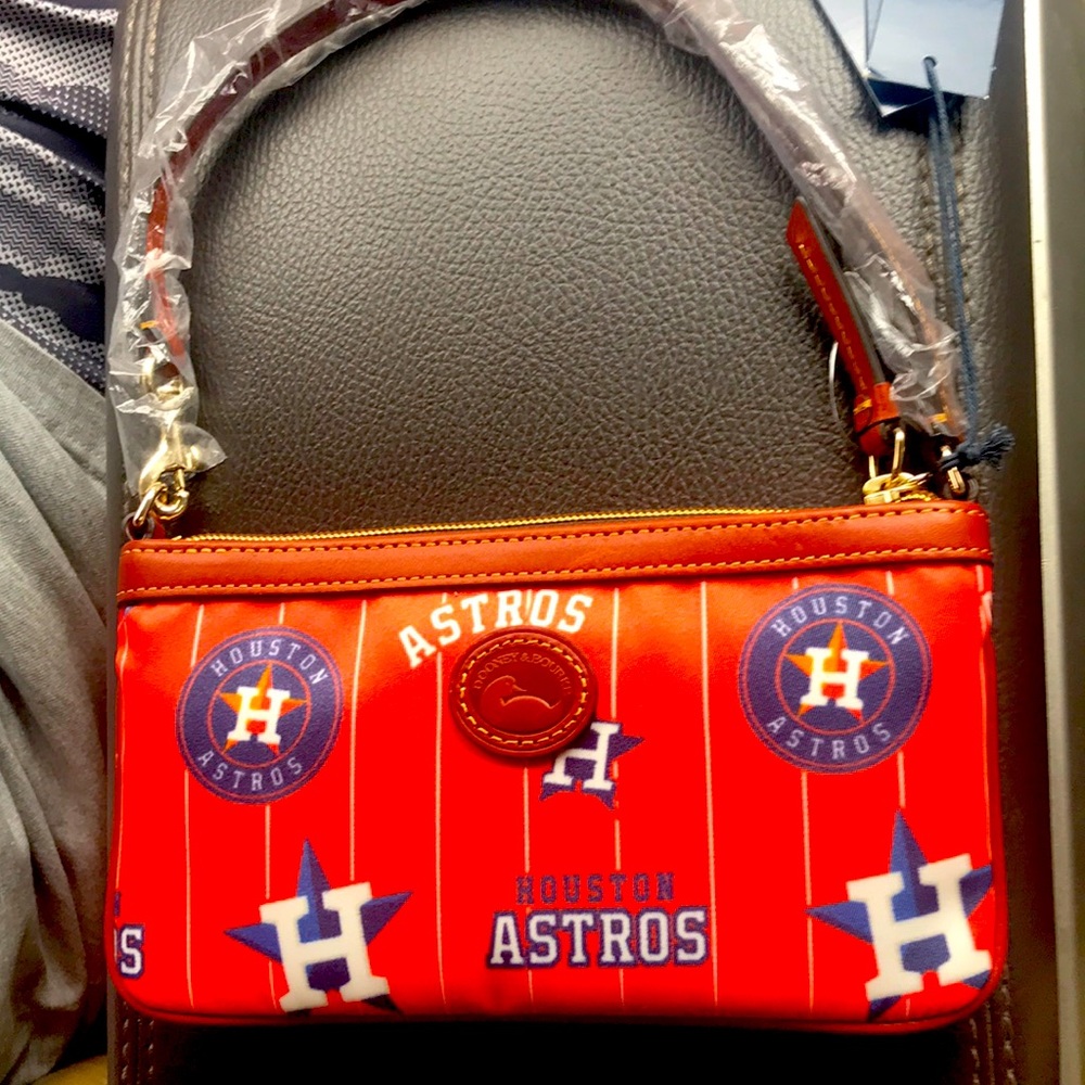 COPY - Dooney & Bourke wristlet bag new with tags